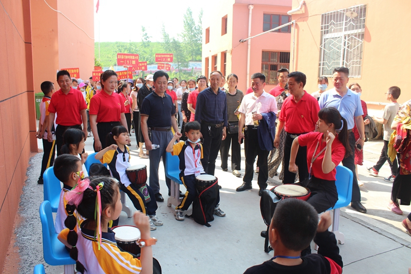 215.jpg 215.jpg