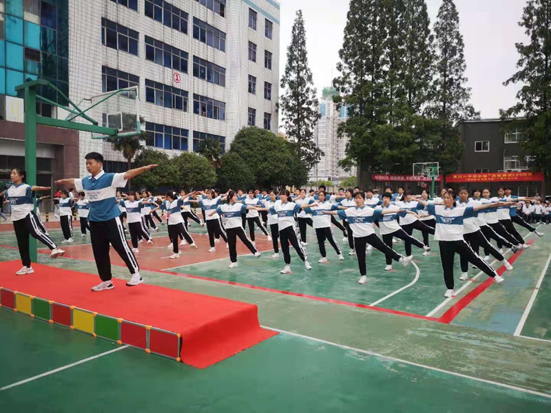八8.jpg 八8.jpg