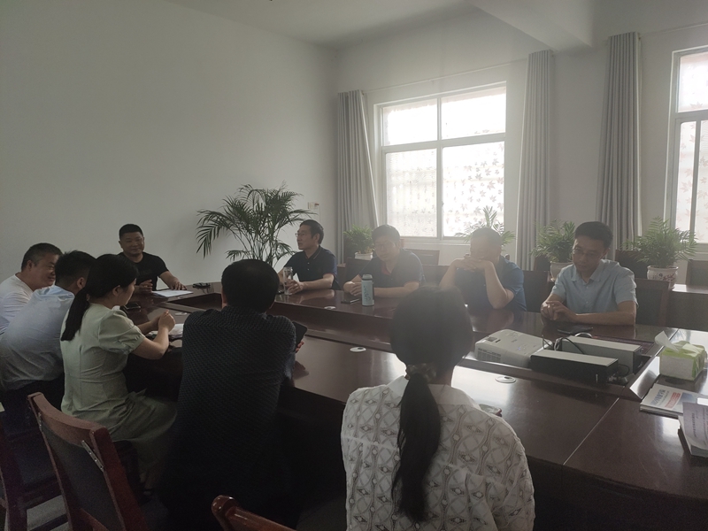 仁和中学加强对学校食堂、小卖部监管工作 (1).jpg