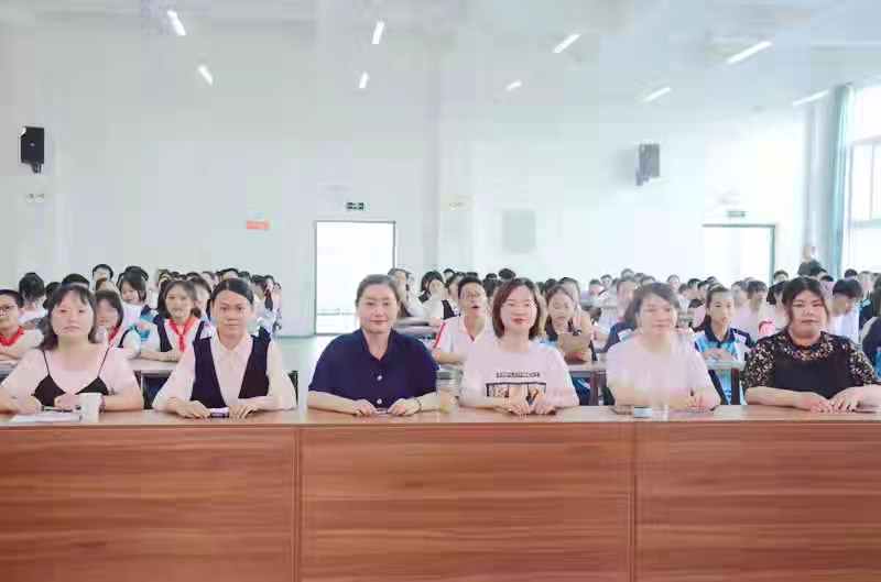 图片2.jpg 图片2.jpg