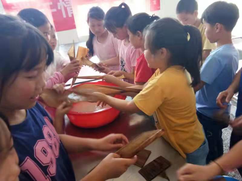 图片2.jpg 图片2.jpg
