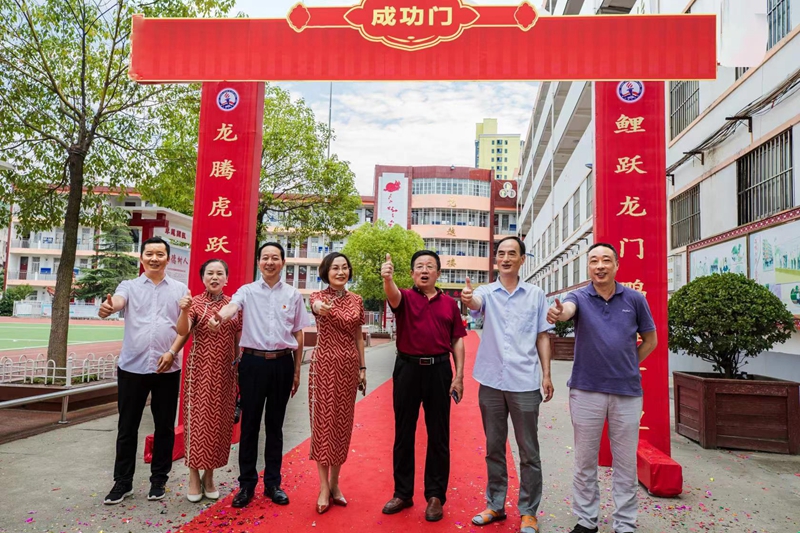 9bd14e6ad6b2dc98b8f82d6094fc09a.jpg 9bd14e6ad6b2dc98b8f82d6094fc09a.jpg