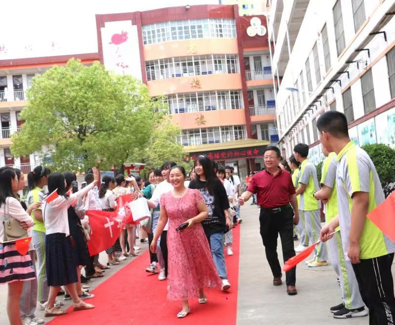 724bdd8792e2893b8959f363ee5cddf.jpg 724bdd8792e2893b8959f363ee5cddf.jpg