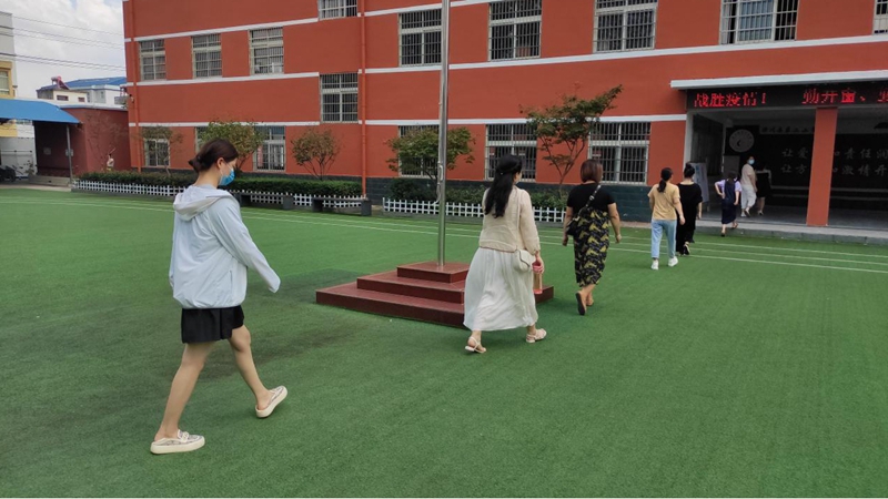 图片2.jpg 图片2.jpg