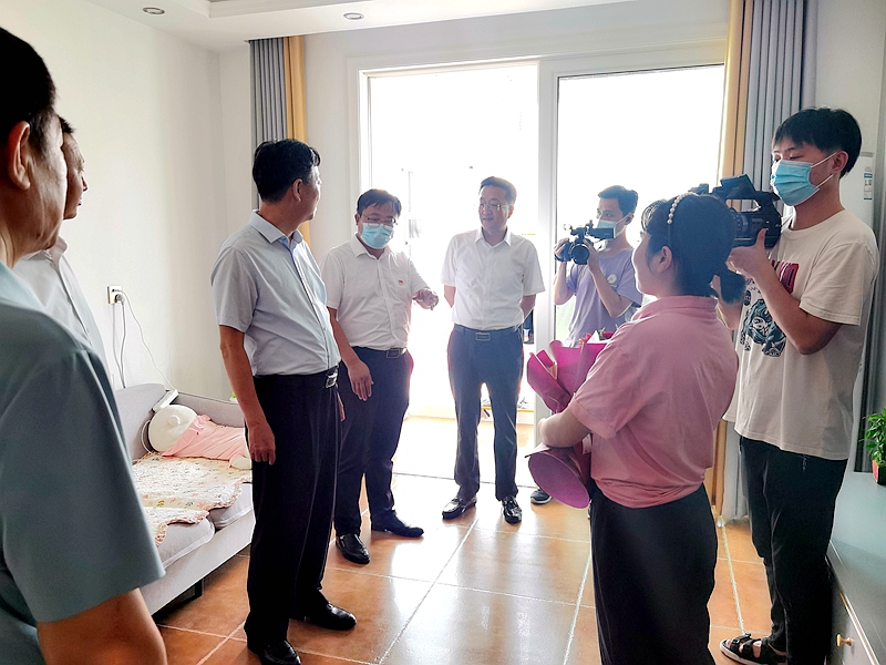 图片2.jpg 图片2.jpg