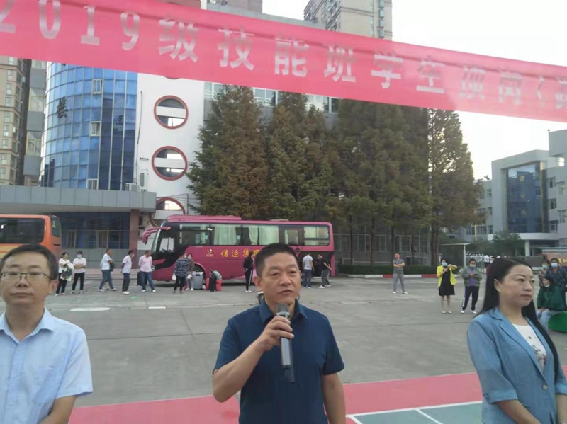 图片2.jpg 图片2.jpg