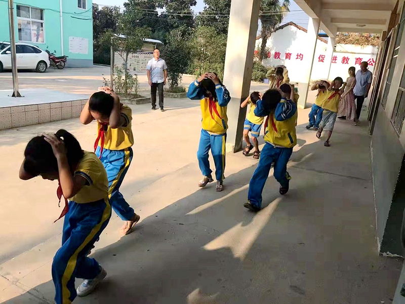 图片4.jpg 图片4.jpg