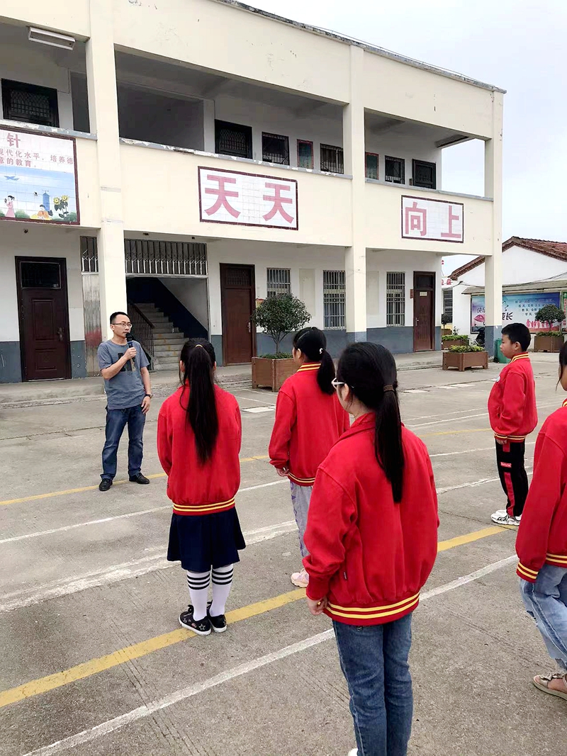 图片3.jpg 图片3.jpg