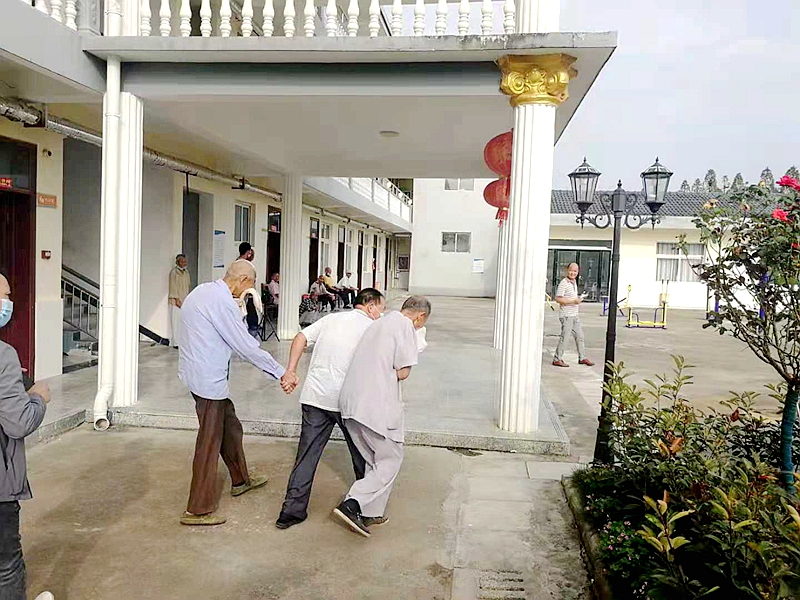 图片2.jpg 图片2.jpg