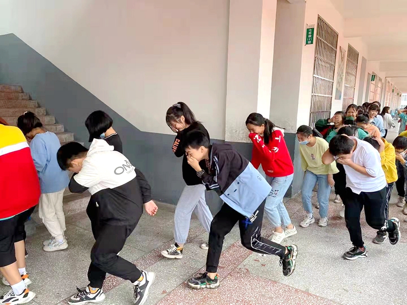 图片4.jpg 图片4.jpg