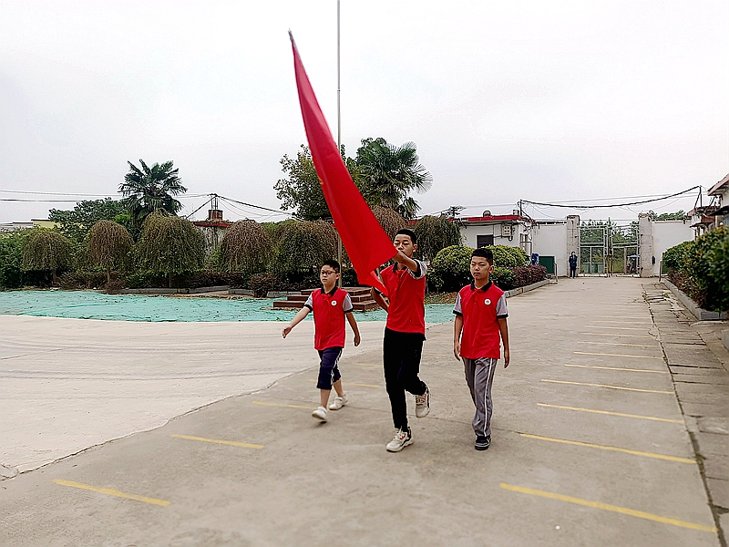 图片2.jpg 图片2.jpg