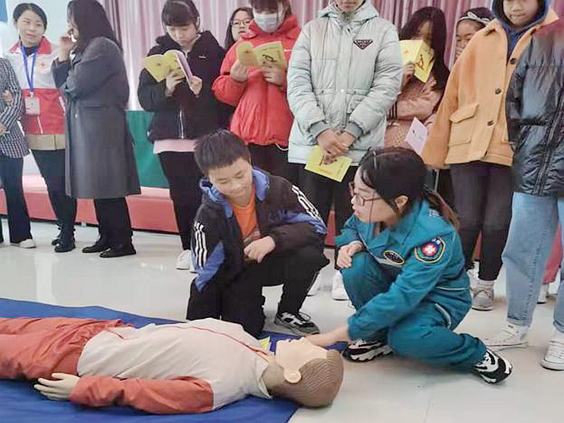 图片2.jpg 图片2.jpg