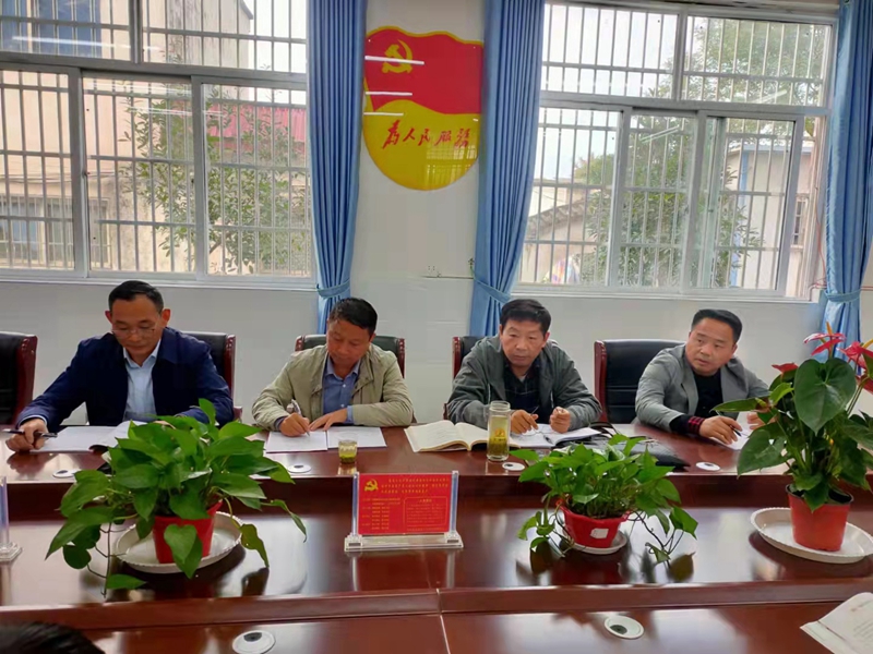 潢川一小成功举办“我为学校添光彩”课堂教学展示开放日活动6.jpg 潢川一小成功举办“我为学校添光彩”课堂教学展示开放日活动6.jpg