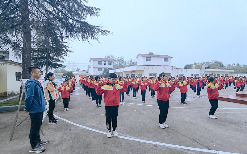 图片4.jpg 图片4.jpg