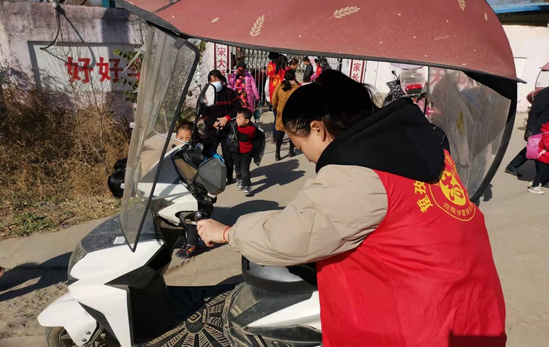 图片3.jpg 图片3.jpg