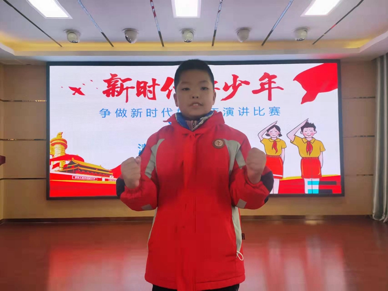 张恒铭.jpg 张恒铭.jpg