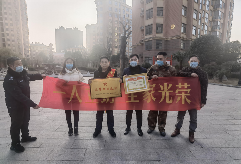 图片4.png 图片4.png