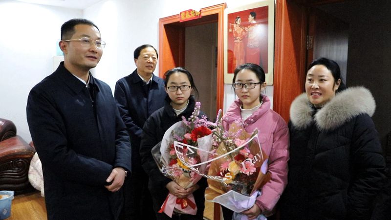 图片5.jpg 图片5.jpg