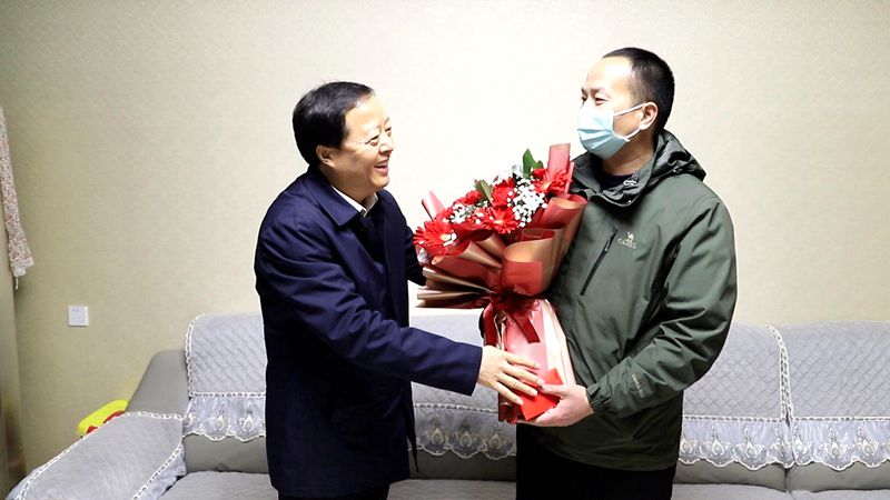 图片11.jpg 图片11.jpg