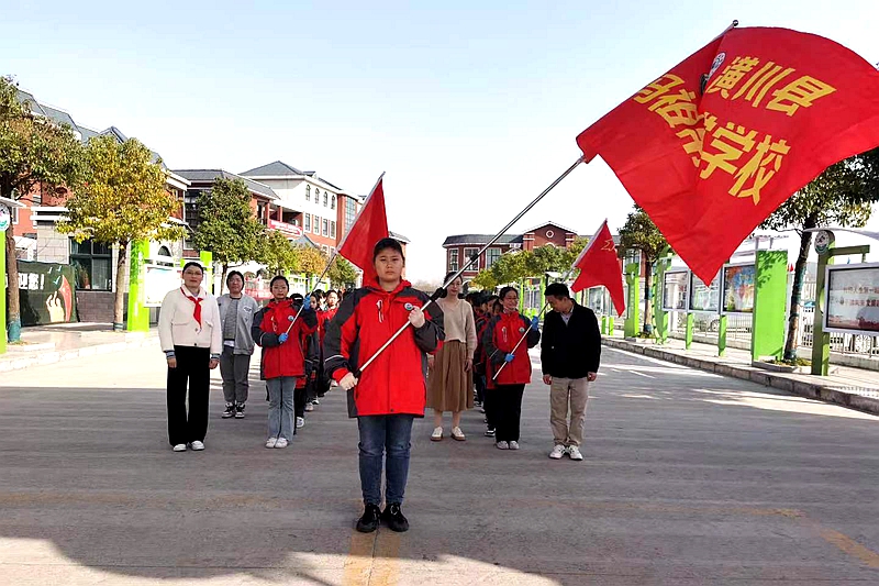 图片2.jpg 图片2.jpg