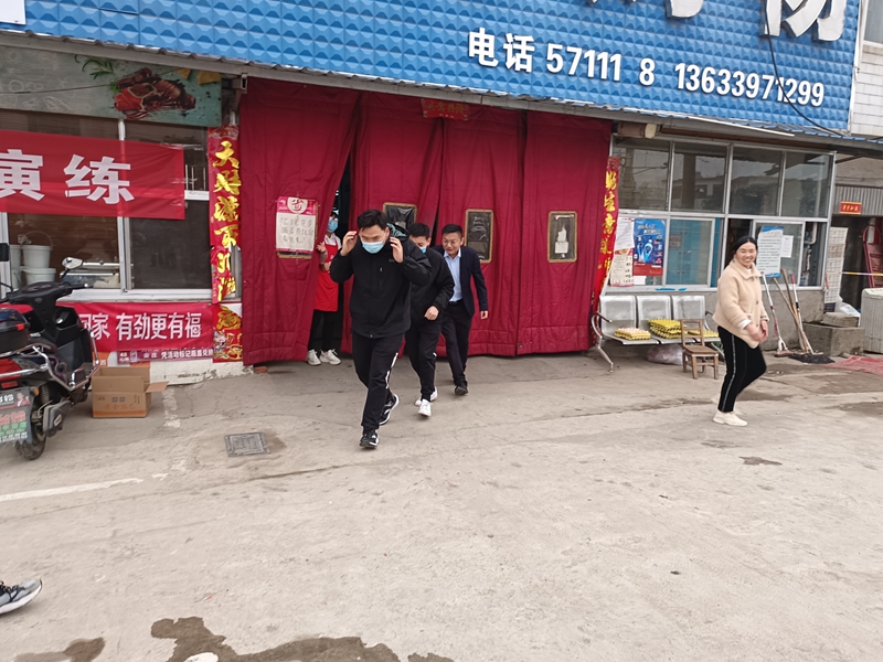 图片3.jpg 图片3.jpg