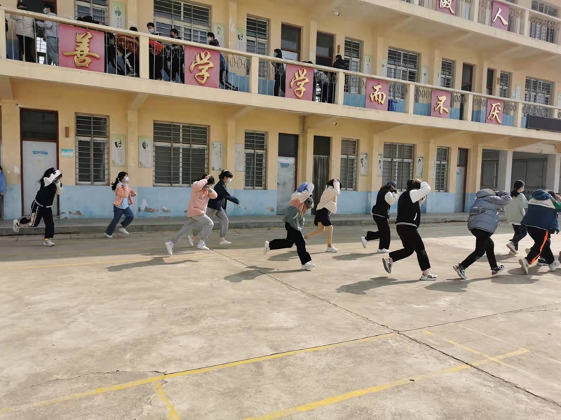 图片3.jpg 图片3.jpg