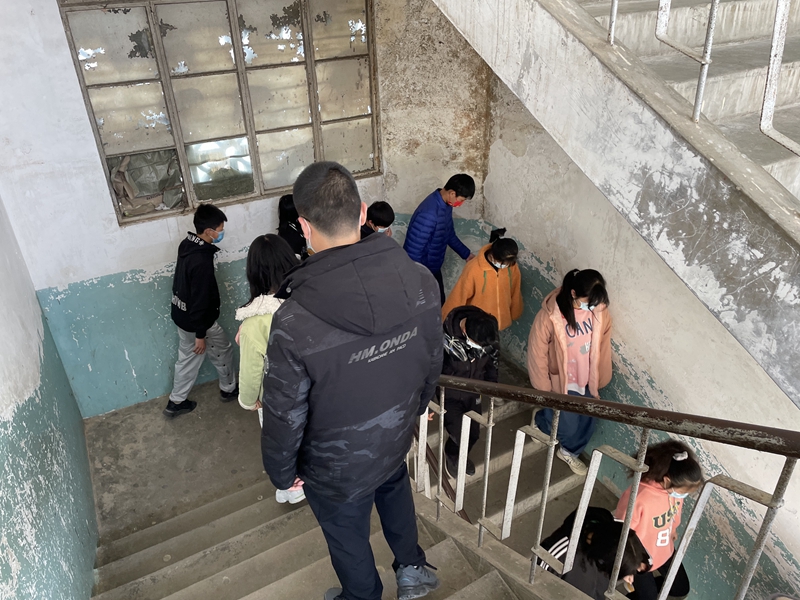 图片2.jpg 图片2.jpg