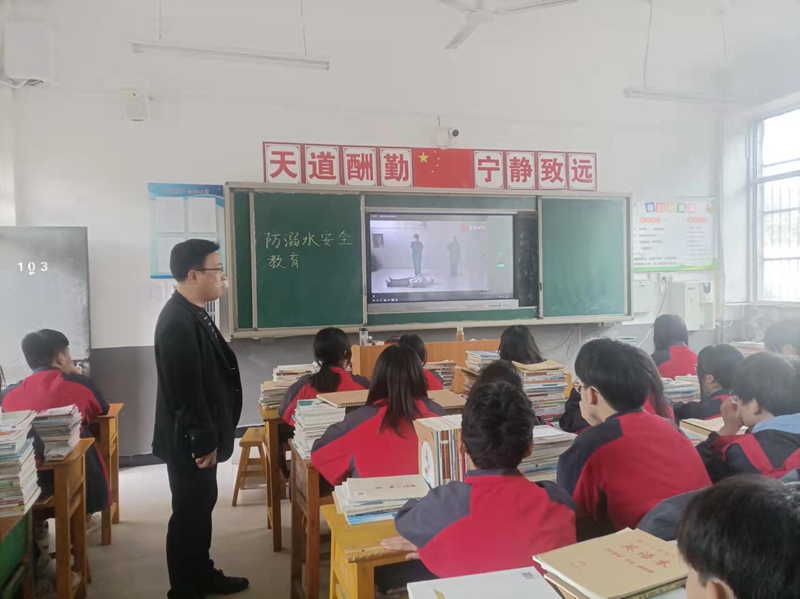 图片12.jpg 图片12.jpg