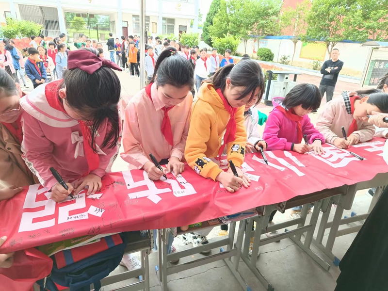 图片3.jpg 图片3.jpg