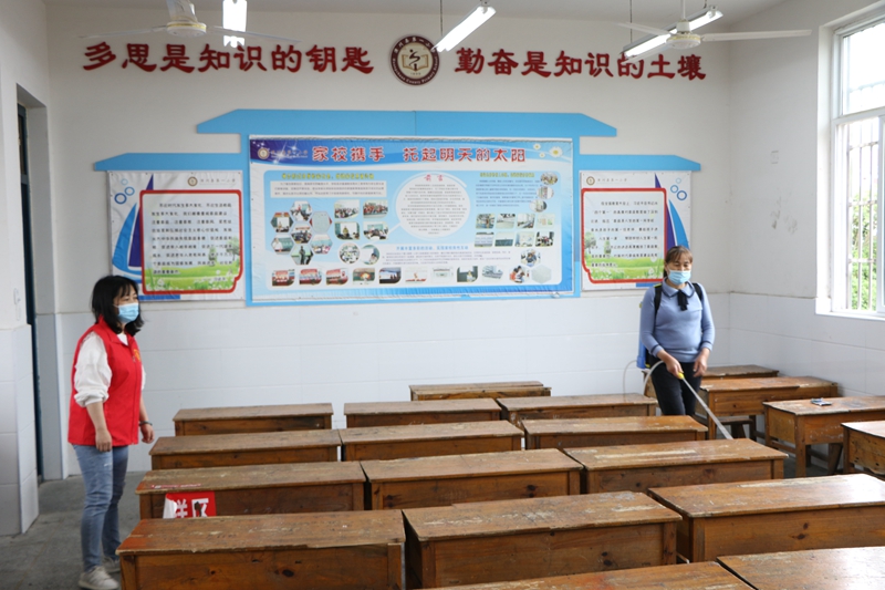 潢川县第一小学开展2022年防汛应急演练7.JPG