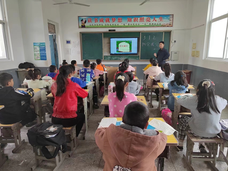 图片4.jpg 图片4.jpg