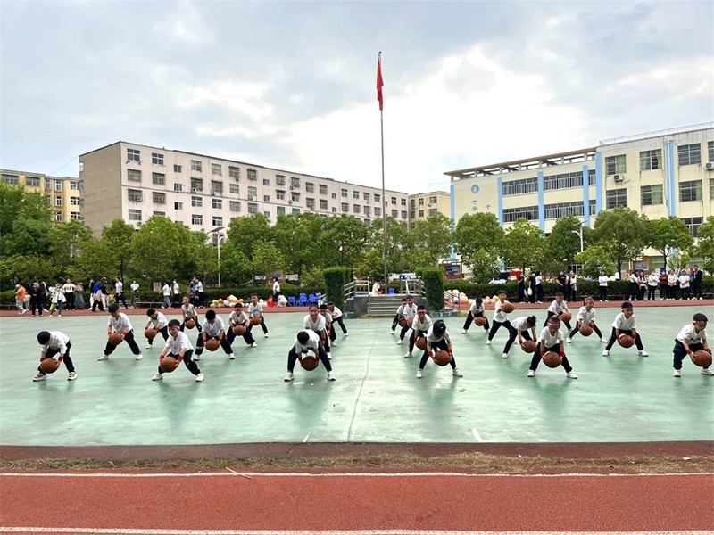 篮球操.jpg