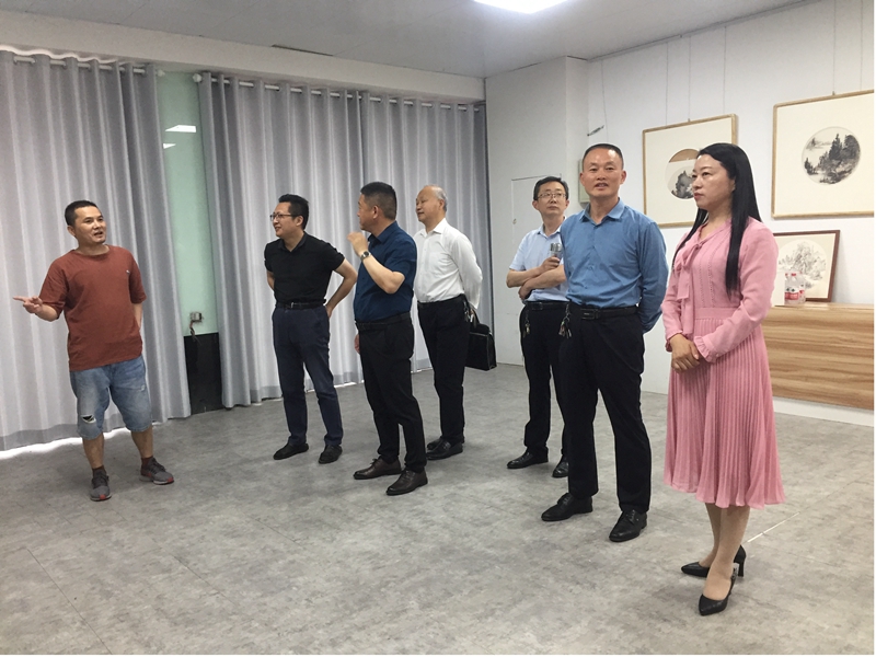 图片4.jpg 图片4.jpg