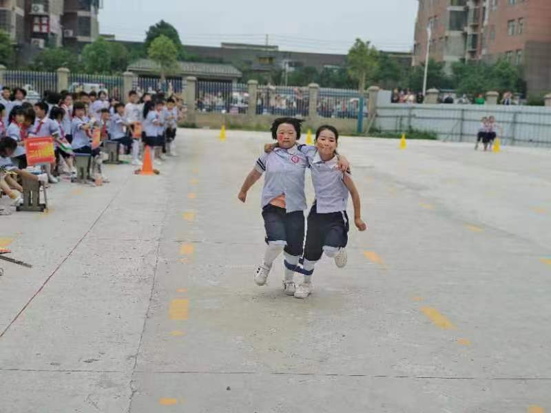 微信图片_2022052715372010.jpg 微信图片_2022052715372010.jpg