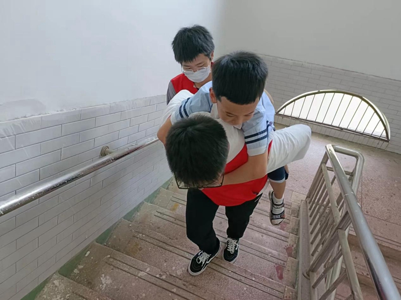 图片9.jpg 图片9.jpg