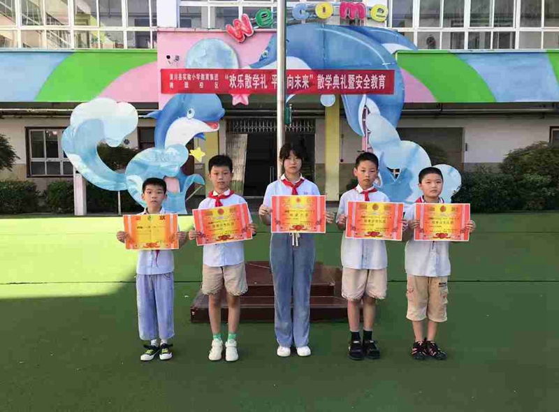 图片4.jpg 图片4.jpg