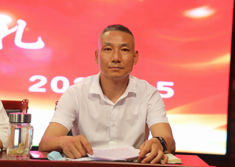 副校长任永忠总结工作.jpg