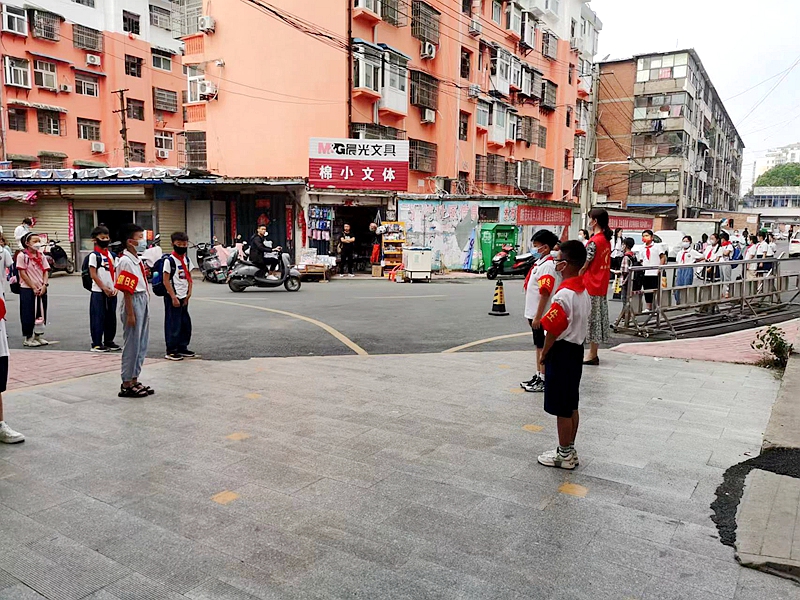 图片2.jpg 图片2.jpg