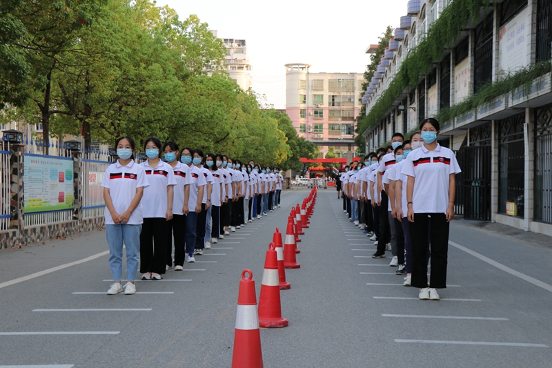 图片3.jpg 图片3.jpg