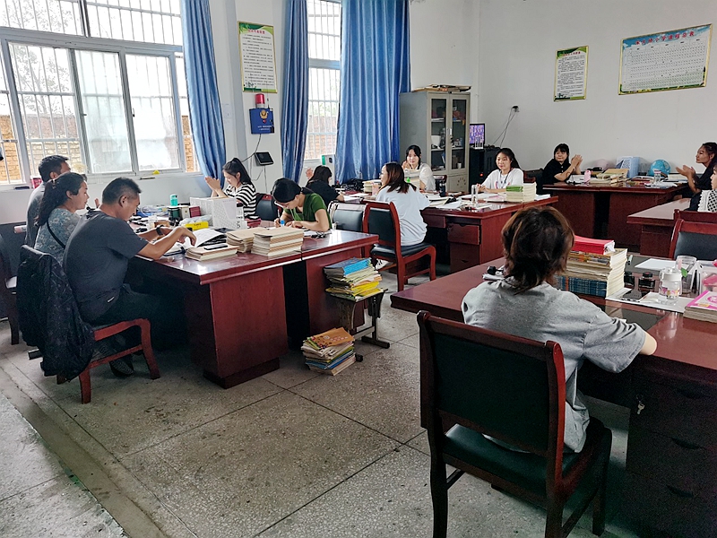 图片2.jpg 图片2.jpg