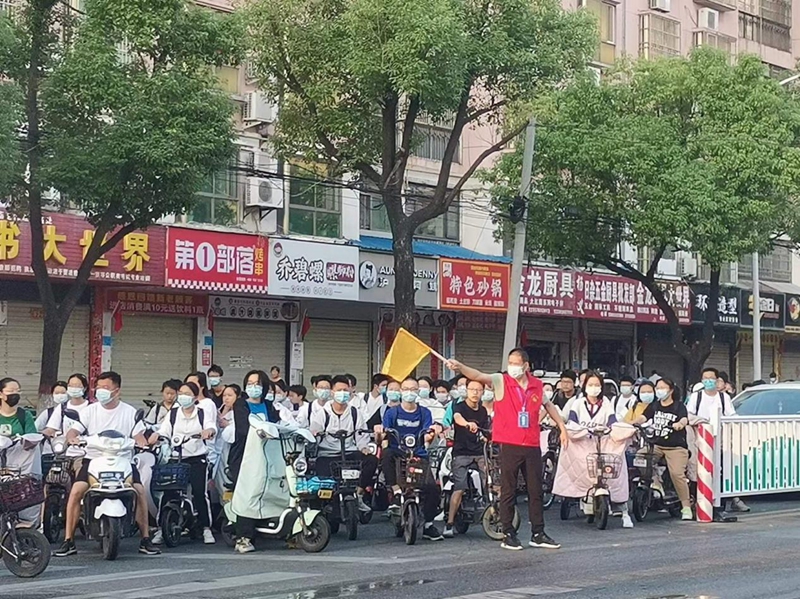 图片3.jpg 图片3.jpg