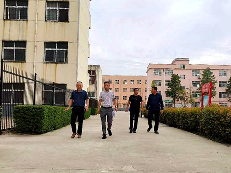 图片13.jpg 图片13.jpg