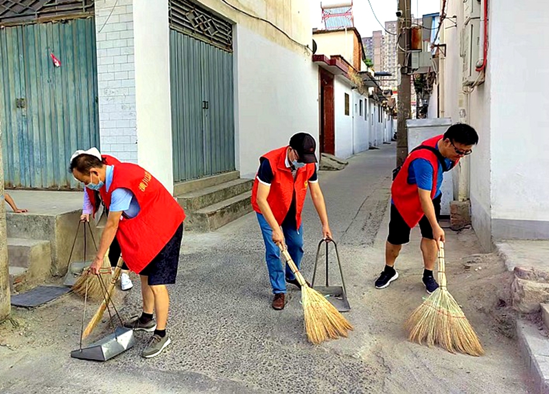 图三:志愿服务.jpg 图三:志愿服务.jpg