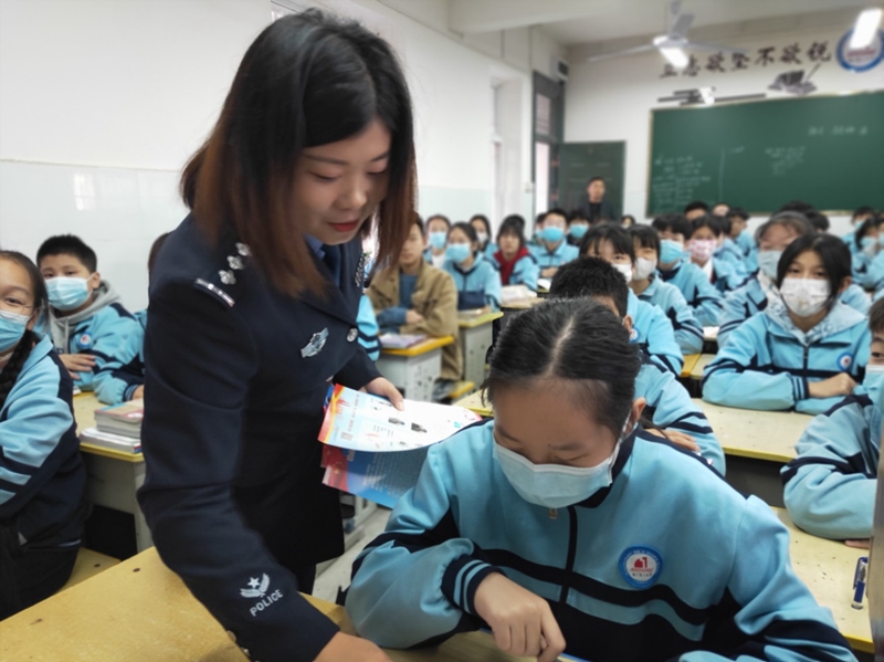 图片9.jpg 图片9.jpg