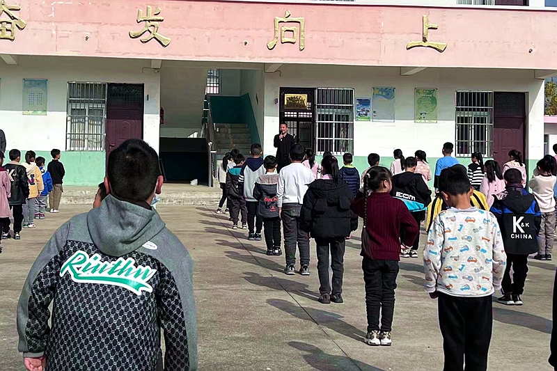 图片2.jpg 图片2.jpg