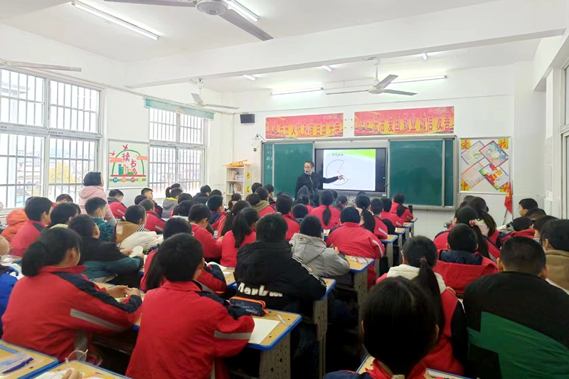 教学督导检查新闻稿2.jpg
