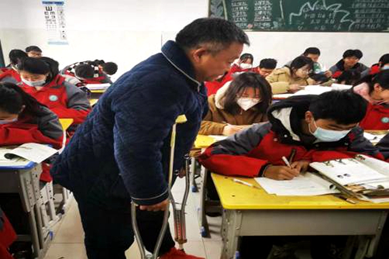 图片2.jpg 图片2.jpg