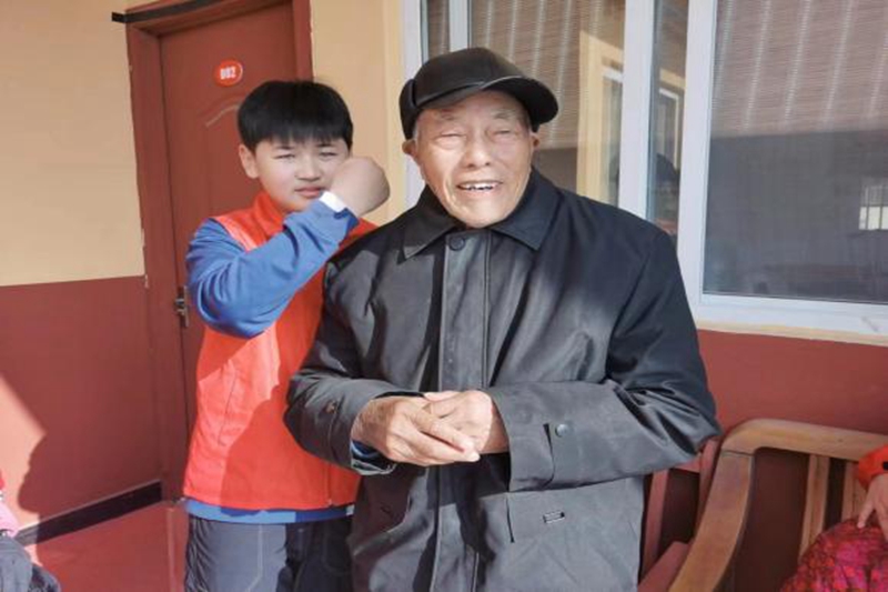 图片4.jpg 图片4.jpg