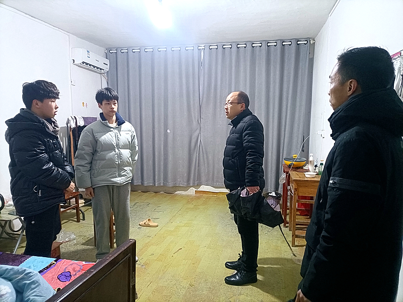 图片3.jpg 图片3.jpg