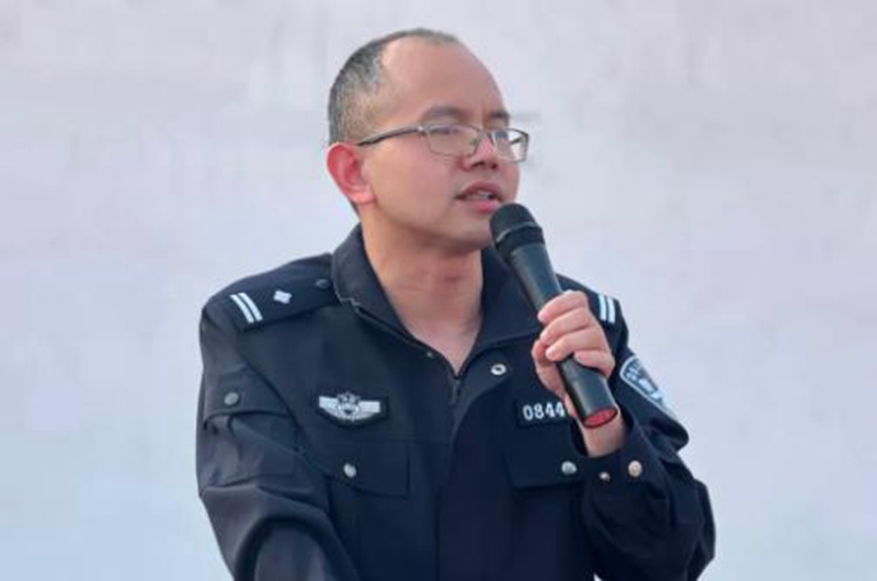 图片3.jpg 图片3.jpg